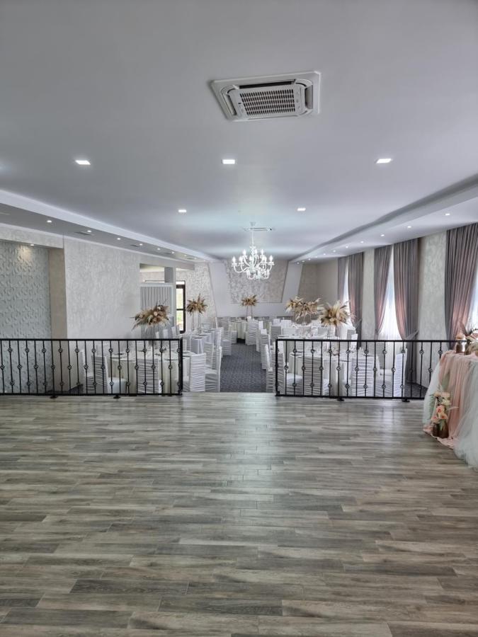 Pensiunea Moldova Пьятра-Нямц Экстерьер фото