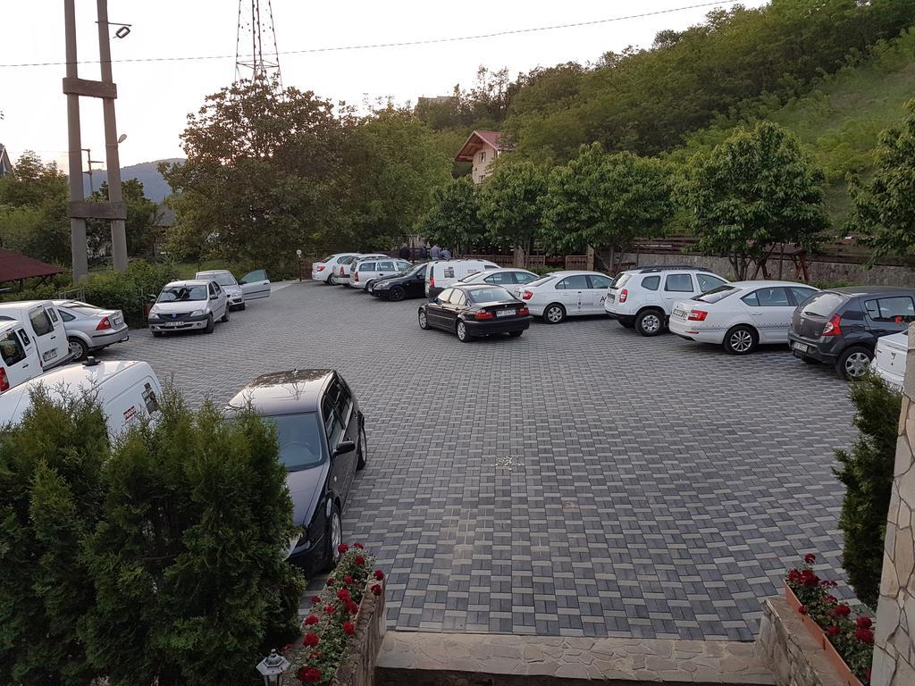 Pensiunea Moldova Пьятра-Нямц Экстерьер фото